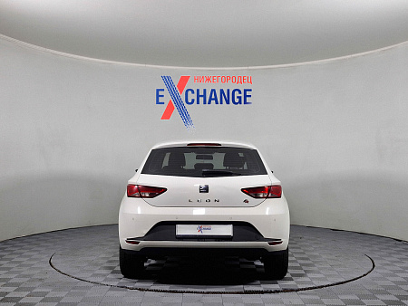 SEAT Leon 1.2 AMT (105 л.с.), 2013 — купить в Нижнем Новгороде