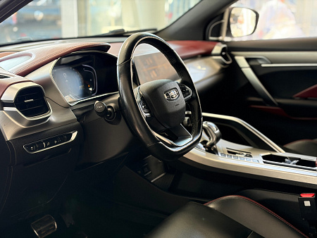 Geely Coolray 1.5 AMT (150 л.с.), 2022 — купить в Нижнем Новгороде