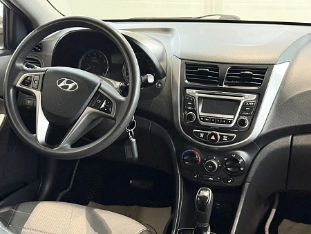 Hyundai Solaris 1.6 AT (123 л.с.), 2015 — купить в Нижнем Новгороде