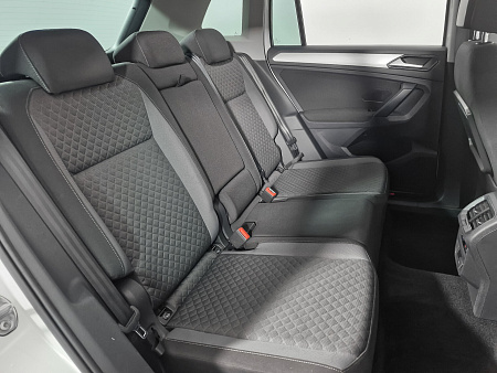 Volkswagen Tiguan 1.4 AMT (150 л.с.), 2017 Volkswagen Tiguan 1.4 AMT (150 л.с.), 2017 — купить в Нижнем Новгороде
