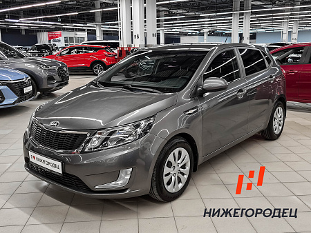 Kia Rio 4-speed 1.6 AT (123 л.с.), 2014 Kia Rio 4-speed 1.6 AT (123 л.с.), 2014 — купить в Нижнем Новгороде