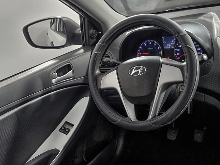 Hyundai Solaris 1.4 MT (107 л.с.), 2013 Hyundai Solaris 1.4 MT (107 л.с.), 2013 — купить в Нижнем Новгороде
