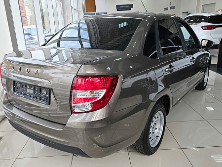 Lada (Ваз) Granta 1.6 MT (90 л.с.), 2026 — купить в Нижнем Новгороде
