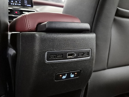 Geely Coolray 1.5 AMT (150 л.с.), 2022 Geely Coolray 1.5 AMT (150 л.с.), 2022 — купить в Нижнем Новгороде