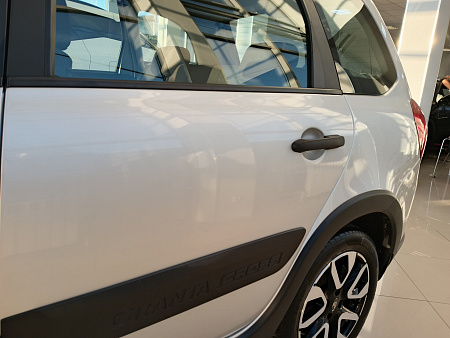 Lada (Ваз) Granta Cross 1.6 MT (90 л.с.), 2024 — купить в Нижнем Новгороде
