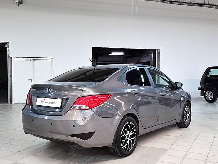 Hyundai Solaris 1.6 AT (123 л.с.), 2016 Hyundai Solaris 1.6 AT (123 л.с.), 2016 — купить в Нижнем Новгороде