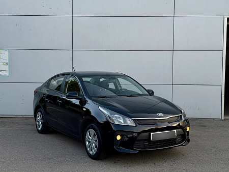 Kia Rio 1.4 AT (100 л.с.), 2017 Kia Rio 1.4 AT (100 л.с.), 2017 — купить в Нижнем Новгороде