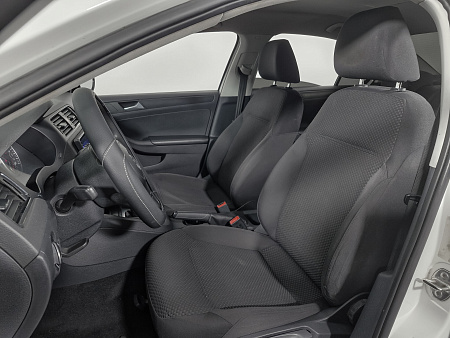 Volkswagen Jetta 1.6 AT (105 л.с.), 2014 — купить в Нижнем Новгороде