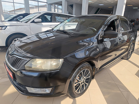 Skoda Rapid 1.6 MT (90 л.с.), 2015 — купить в Нижнем Новгороде
