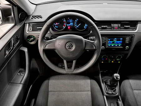 Skoda Rapid 1.6 MT (110 л.с.), 2016 — купить в Нижнем Новгороде