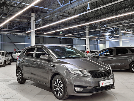 Kia Rio 1.4 AT (107 л.с.), 2017 Kia Rio 1.4 AT (107 л.с.), 2017 — купить в Нижнем Новгороде
