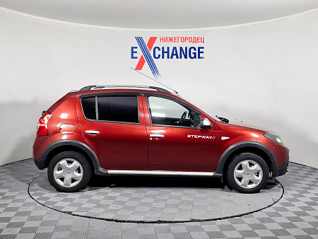 Renault Sandero Stepway 1.6 AT (103 л.с.), 2012 — купить в Нижнем Новгороде