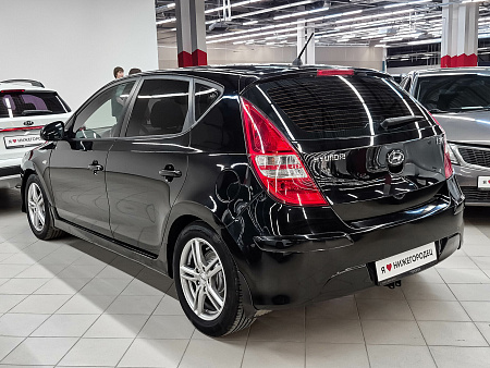 Hyundai i30 1.6 MT (126 л.с.), 2011 — купить в Нижнем Новгороде
