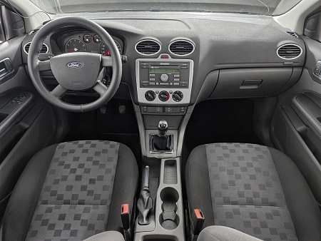 Ford Focus 1.6 MT (100 л.с.), 2005 Ford Focus 1.6 MT (100 л.с.), 2005 — купить в Нижнем Новгороде