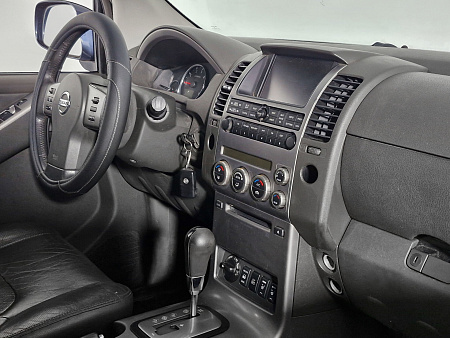 Nissan Pathfinder 2.5d AT (174 л.с.) 4WD, 2005 — купить в Нижнем Новгороде