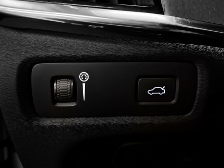 Volvo V90 Cross Country 2.0 AT (249 л.с.) 4WD, 2021 — купить в Нижнем Новгороде