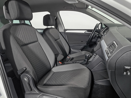 Volkswagen Tiguan 1.4 AMT (150 л.с.), 2017 Volkswagen Tiguan 1.4 AMT (150 л.с.), 2017 — купить в Нижнем Новгороде
