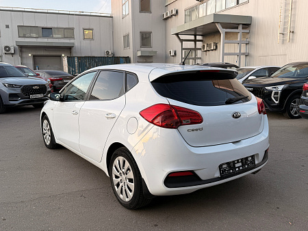 Kia Ceed 1.6 MT (129 л.с.), 2013 Kia Ceed 1.6 MT (129 л.с.), 2013 — купить в Нижнем Новгороде