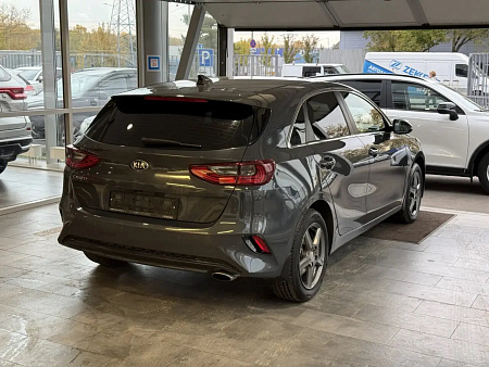 Kia Ceed 1.6 AT (128 л.с.), 2019 Kia Ceed 1.6 AT (128 л.с.), 2019 — купить в Нижнем Новгороде