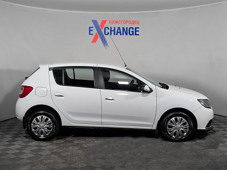Renault Sandero 1.6 MT (102 л.с.), 2016 Renault Sandero 1.6 MT (102 л.с.), 2016 — купить в Нижнем Новгороде