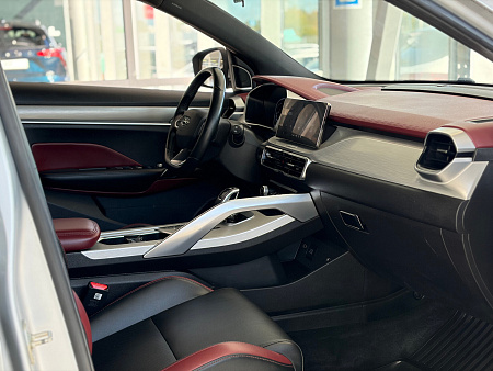 Geely Coolray 1.5 AMT (150 л.с.), 2022 — купить в Нижнем Новгороде