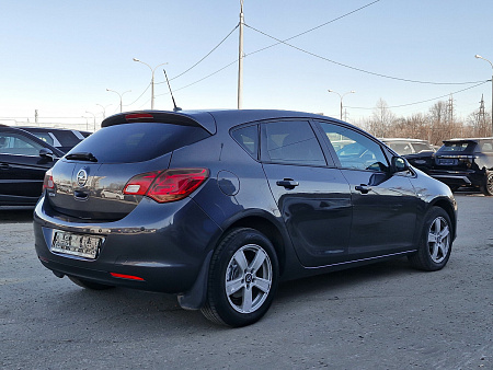 Opel Astra 1.6 MT (115 л.с.), 2012 Opel Astra 1.6 MT (115 л.с.), 2012 — купить в Нижнем Новгороде