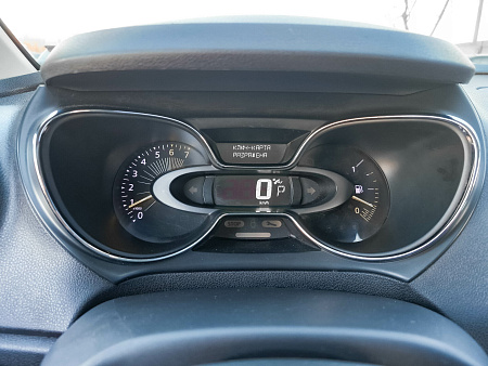 Renault Kaptur 1.6 CVT (114 л.с.), 2016 — купить в Нижнем Новгороде