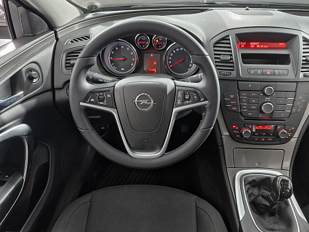 Opel Insignia 1.6 MT (180 л.с.), 2012 Opel Insignia 1.6 MT (180 л.с.), 2012 — купить в Нижнем Новгороде