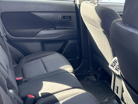Mitsubishi Outlander 2.0 CVT (146 л.с.) 4WD, 2021 Mitsubishi Outlander 2.0 CVT (146 л.с.) 4WD, 2021 — купить в Нижнем Новгороде