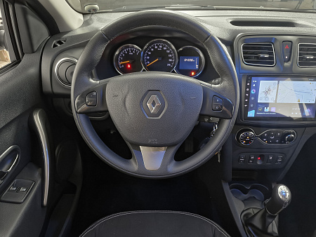 Renault Sandero 1.6 MT (102 л.с.), 2015 — купить в Нижнем Новгороде