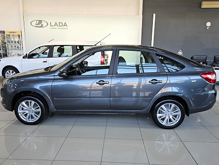 Lada (Ваз) Granta 1.6 MT (90 л.с.), 2026 — купить в Нижнем Новгороде