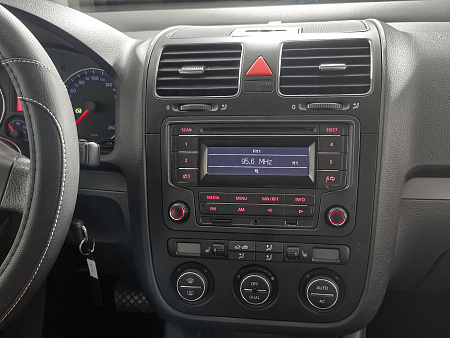 Volkswagen Jetta 1.6 AT (102 л.с.), 2007 Volkswagen Jetta 1.6 AT (102 л.с.), 2007 — купить в Нижнем Новгороде