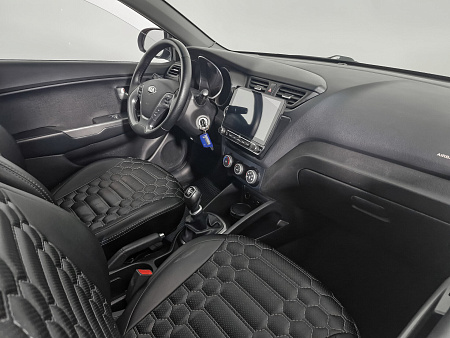 Kia Rio 1.4 MT (107 л.с.), 2016 Kia Rio 1.4 MT (107 л.с.), 2016 — купить в Нижнем Новгороде