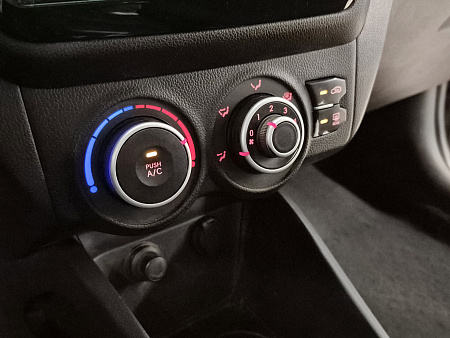 Kia Rio 1.4 MT (107 л.с.), 2013 — купить в Нижнем Новгороде