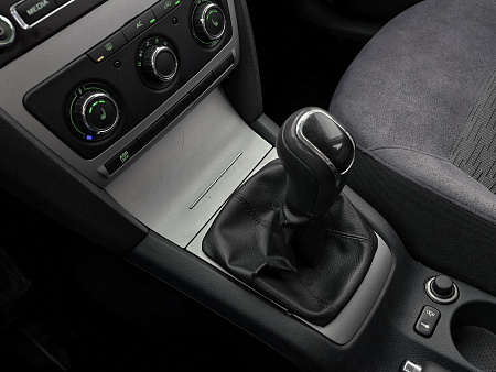 Skoda Octavia 1.6 MT (102 л.с.), 2013 Skoda Octavia 1.6 MT (102 л.с.), 2013 — купить в Нижнем Новгороде