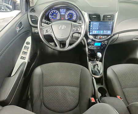 Hyundai Solaris 1.6 AT (123 л.с.), 2011 — купить в Нижнем Новгороде