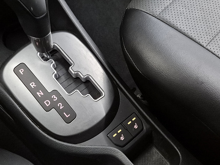 Kia Rio 1.4 AT (107 л.с.), 2017 Kia Rio 1.4 AT (107 л.с.), 2017 — купить в Нижнем Новгороде