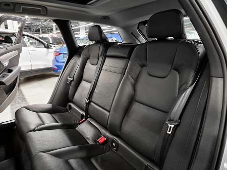 Volvo V90 Cross Country 2.0 AT (249 л.с.) 4WD, 2021 — купить в Нижнем Новгороде