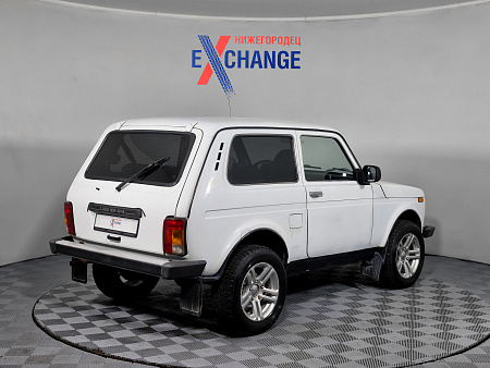 Lada (Ваз) 2121 (4x4) 1.7 MT (83 л.с.) 4WD, 2015 Lada (Ваз) 2121 (4x4) 1.7 MT (83 л.с.) 4WD, 2015 — купить в Нижнем Новгороде