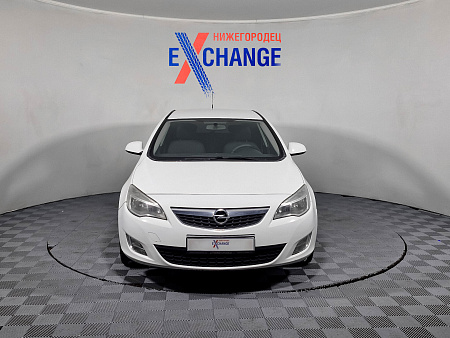Opel Astra 1.6 MT (115 л.с.), 2011 — купить в Нижнем Новгороде
