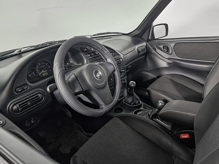 Chevrolet Niva 1.7 MT (80 л.с.) 4WD, 2017 Chevrolet Niva 1.7 MT (80 л.с.) 4WD, 2017 — купить в Нижнем Новгороде