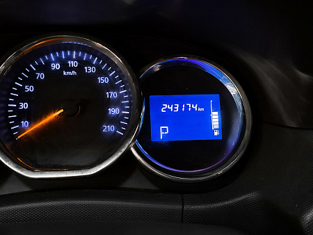 Renault Duster 2.0 AT (143 л.с.) 4WD, 2018 — купить в Нижнем Новгороде