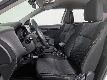 Mitsubishi Outlander 2.0 CVT (146 л.с.) 4WD, 2019 — купить в Нижнем Новгороде