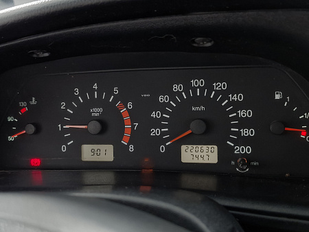 Chevrolet Niva 1.7 MT (80 л.с.) 4WD, 2013 Chevrolet Niva 1.7 MT (80 л.с.) 4WD, 2013 — купить в Нижнем Новгороде