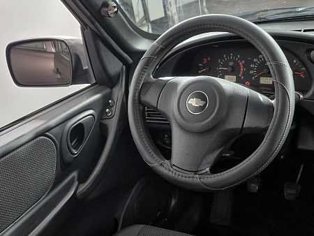 Chevrolet Niva 1.7 MT (80 л.с.) 4WD, 2013 Chevrolet Niva 1.7 MT (80 л.с.) 4WD, 2013 — купить в Нижнем Новгороде
