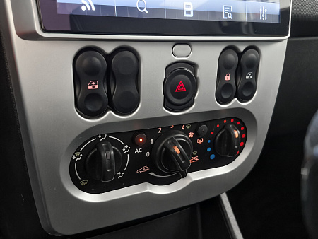Renault Sandero Stepway 1.6 AT (103 л.с.), 2012 — купить в Нижнем Новгороде