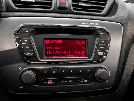 Kia Rio 4-speed 1.6 AT (123 л.с.), 2014 Kia Rio 4-speed 1.6 AT (123 л.с.), 2014 — купить в Нижнем Новгороде