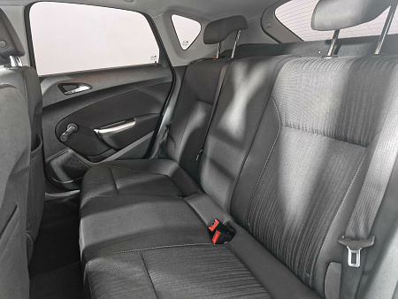 Opel Astra 1.6 MT (115 л.с.), 2011 — купить в Нижнем Новгороде