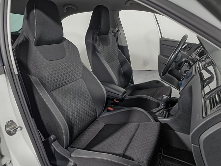 Skoda Rapid 1.6 AT (110 л.с.), 2015 Skoda Rapid 1.6 AT (110 л.с.), 2015 — купить в Нижнем Новгороде