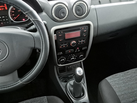 Renault Duster 1.6 MT (102 л.с.), 2015 Renault Duster 1.6 MT (102 л.с.), 2015 — купить в Нижнем Новгороде